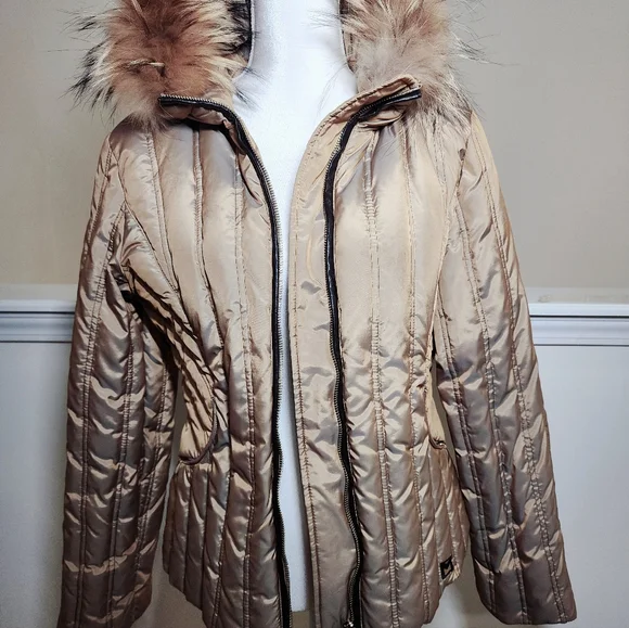 Women's Michael Kors down blend fur trimmed gold hooded puffer jacket SZ… - Picture 1 of 13